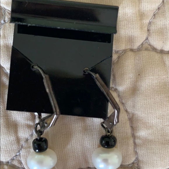 NWOT Set of Beaded Necklace & Earring - Picture 8 of 8